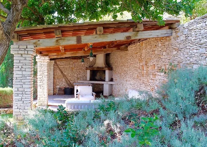 Villa St Roko - Charme Holidays Sutivan